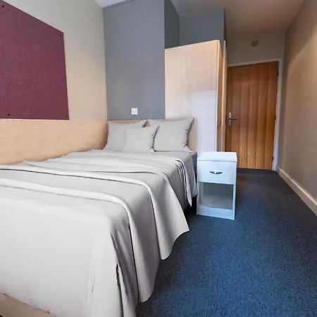 Ensuite Bedrooms With Shared Kitchen And Studios At The Heights In Birmingham Exterior photo